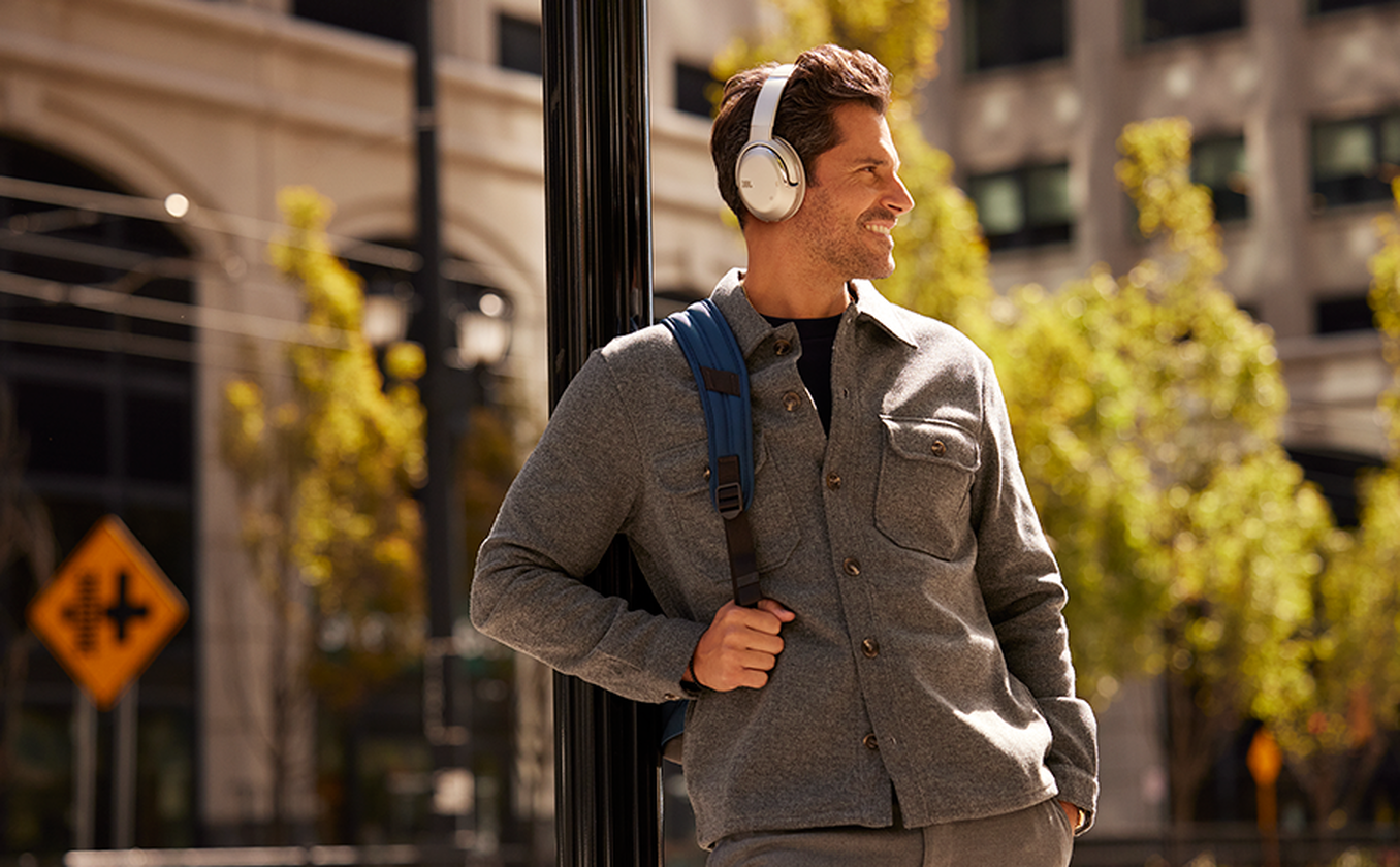 Casques sans fil JBL Tour One M2 yaratech.ma 10